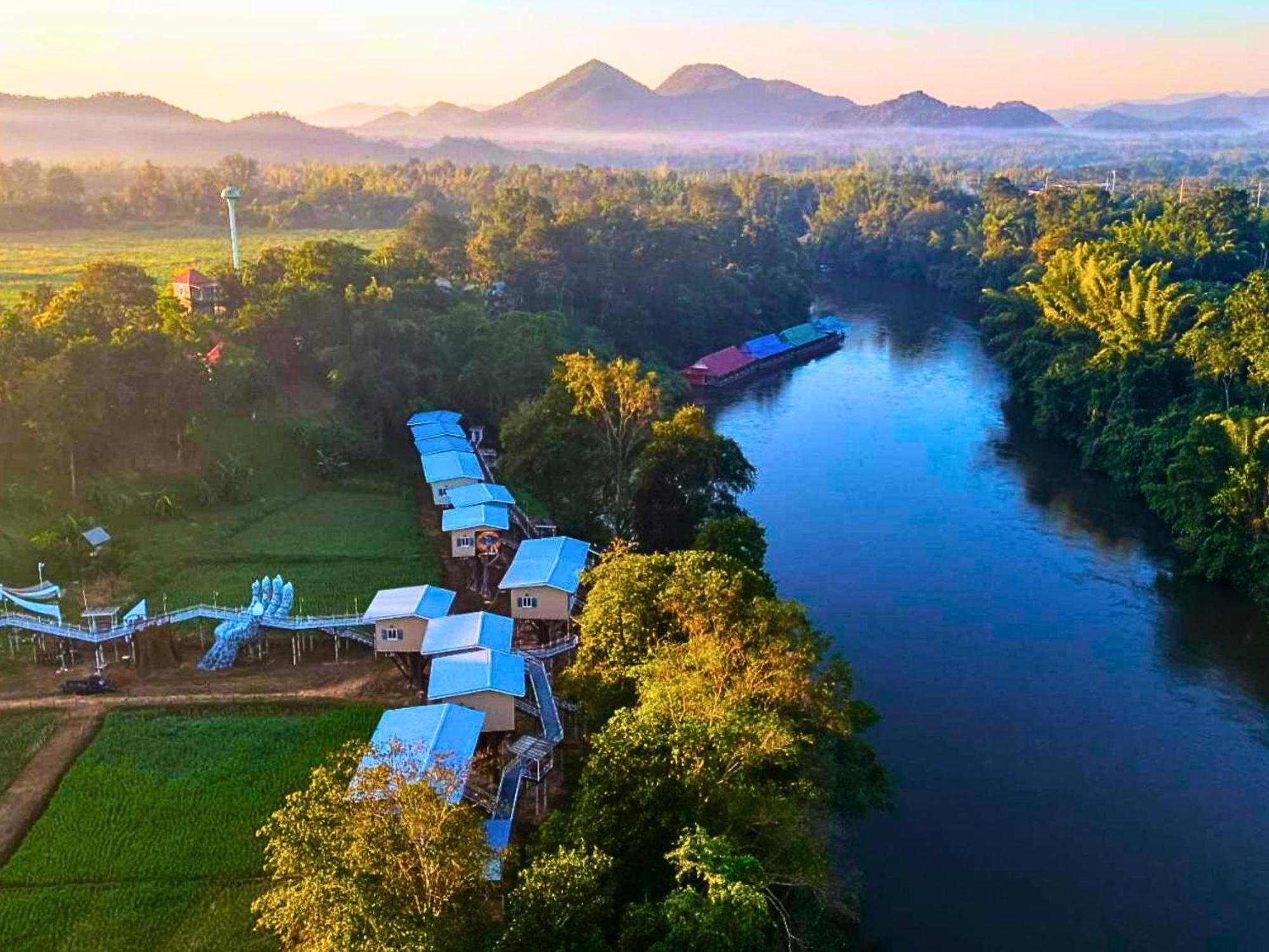 Yoko River Kwai Resort Ban Huai Maenam Noi Екстериор снимка