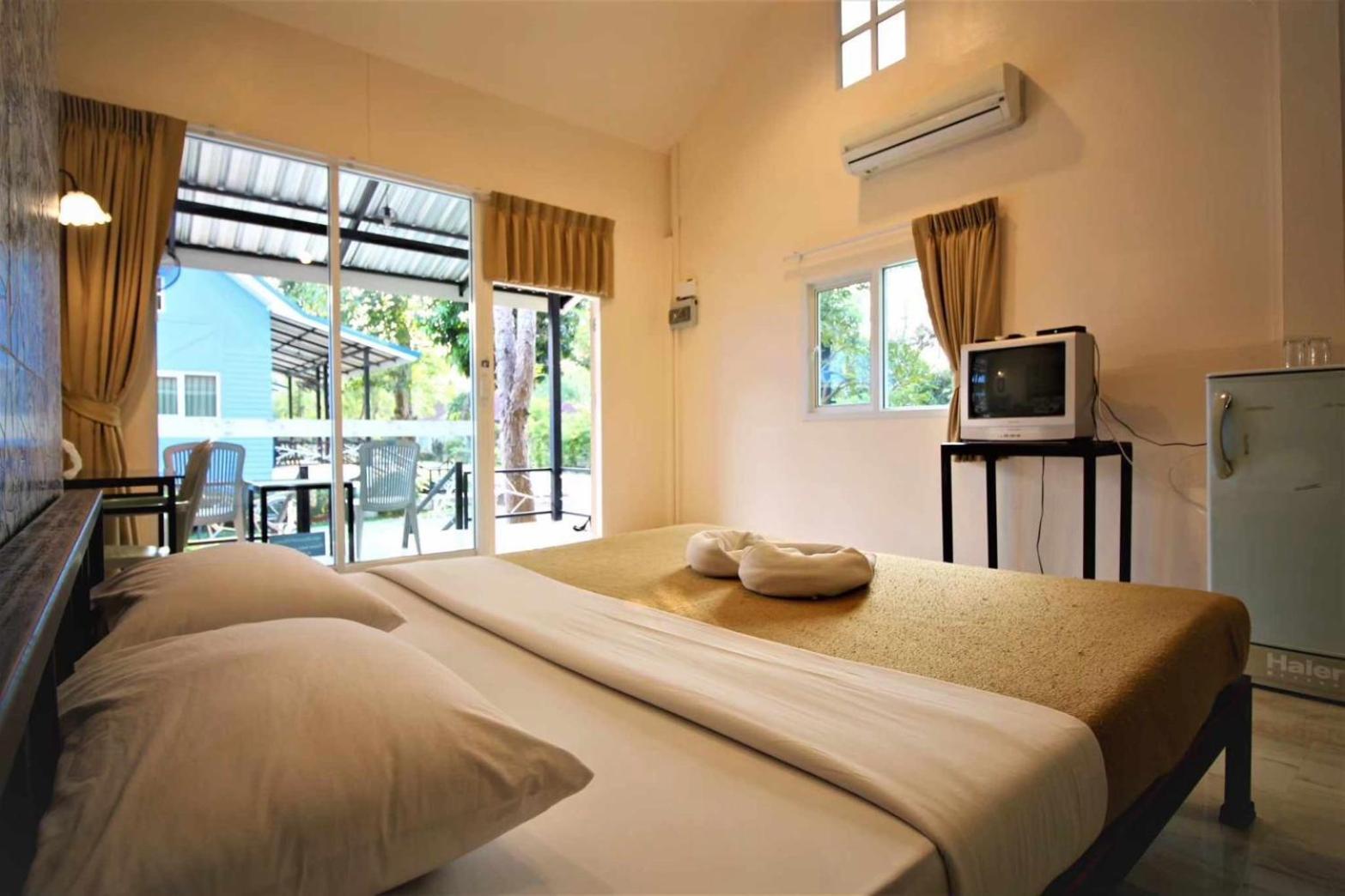 Yoko River Kwai Resort Ban Huai Maenam Noi Екстериор снимка